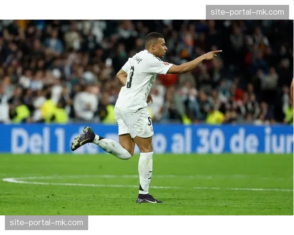 阿斯：卡马文加对阵马略卡时发挥不佳，皇马考虑今夏出售